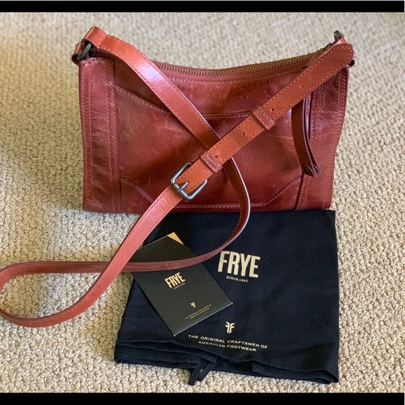 melissa zip crossbody